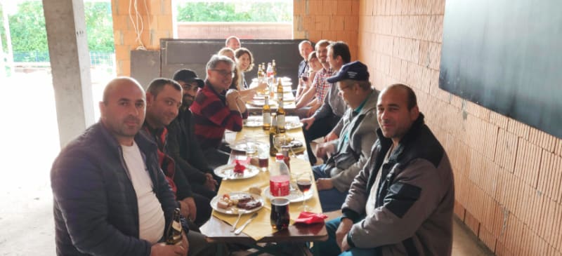 Grillfeier mit den Rohbauern