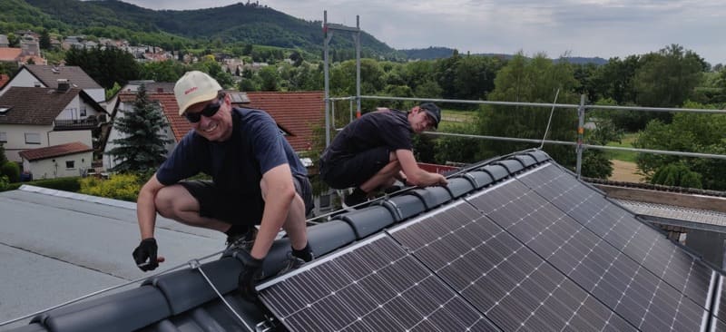 Anbindung der Solarpanels